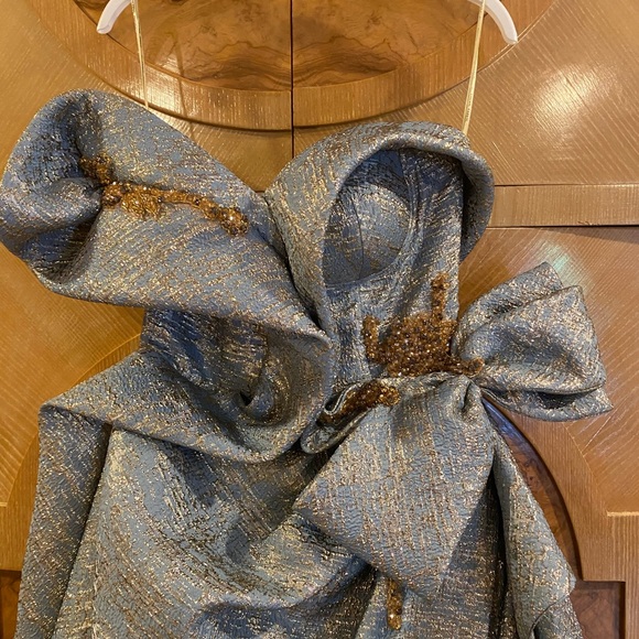 Blue $990
STYLE 2466
Gorgeous elegant dress received many compliment - Picture 14 of 16